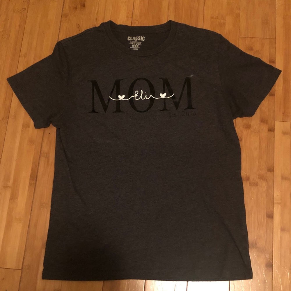 Customized Mom Shirts!